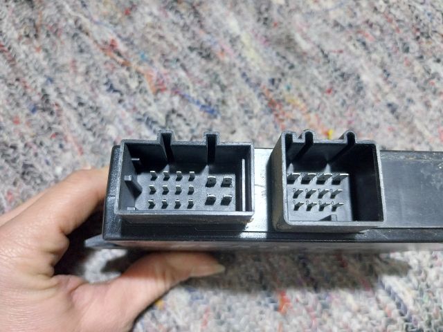 bontott VW TRANSPORTER Vonóhorog Elektronika