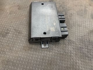 bontott VW TRANSPORTER Vonóhorog Elektronika