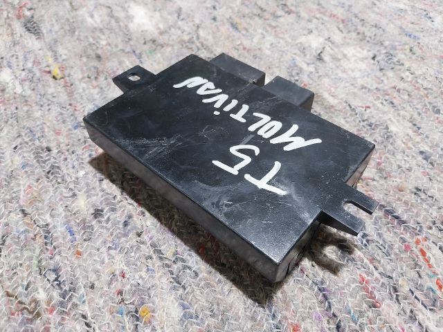 bontott VW TRANSPORTER Vonóhorog Elektronika