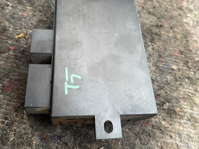 bontott VW TRANSPORTER Vonóhorog Elektronika