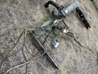 bontott VW TRANSPORTER Vonóhorog