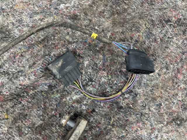 bontott VW TRANSPORTER Vonóhorog