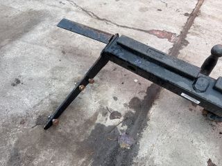 bontott VW TRANSPORTER Vonóhorog