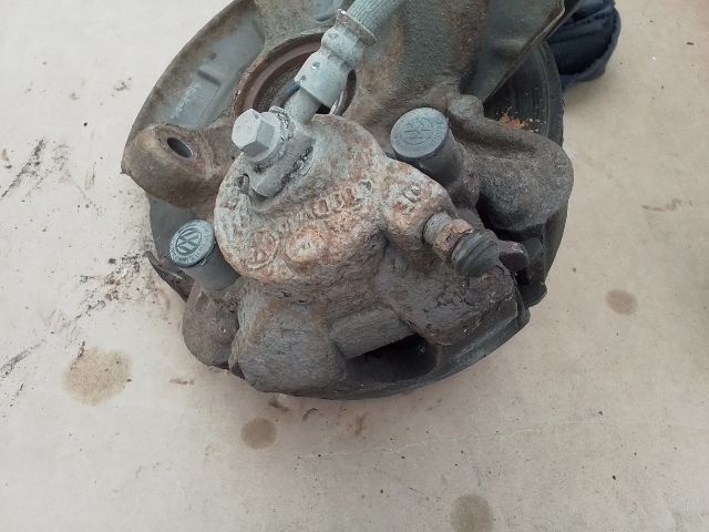 bontott VW UP Bal első Féknyereg Munkahengerrel