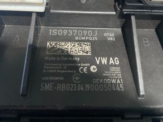 bontott VW UP Biztosítéktábla Motortér