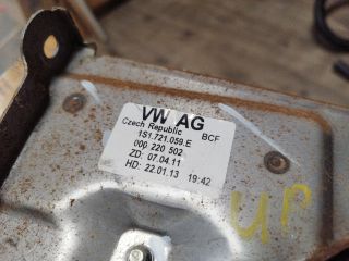 bontott VW UP Kuplung Pedál