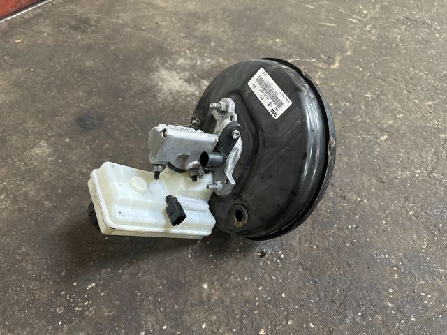 bontott VW UP Fékrásegítő