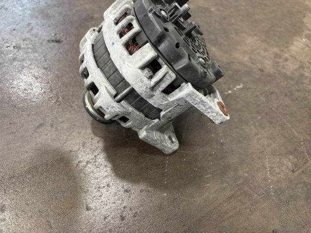 bontott VW UP Generátor