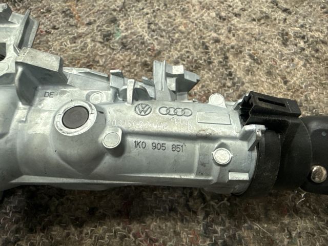 bontott VW UP Gyújtáskapcsoló Házzal