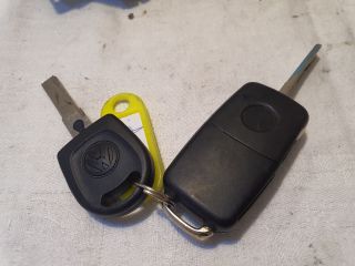 bontott VW UP Gyújtáskapcsoló Házzal