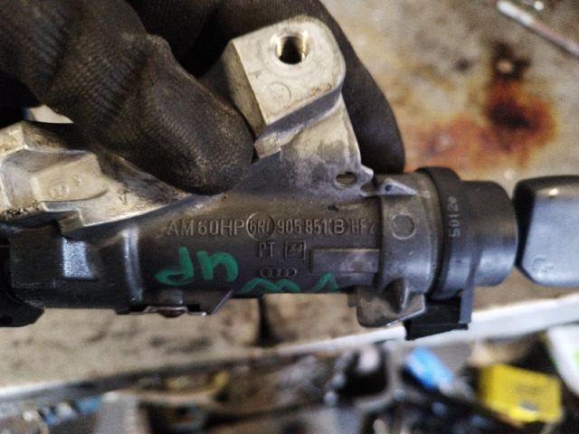 bontott VW UP Gyújtáskapcsoló Házzal