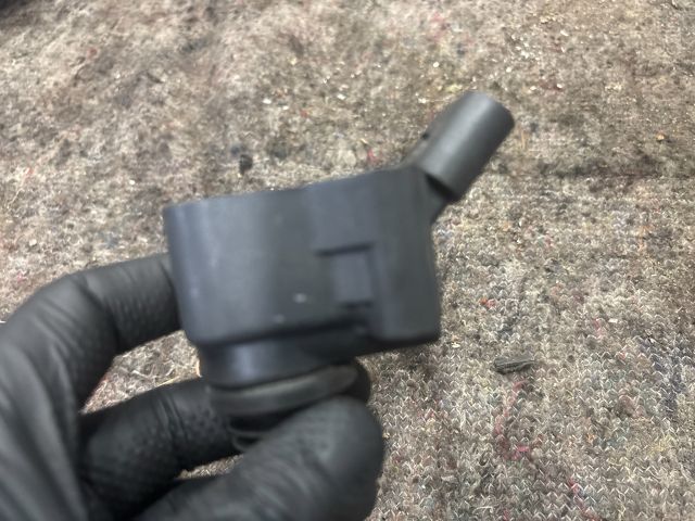 bontott VW UP Gyújtótrafó