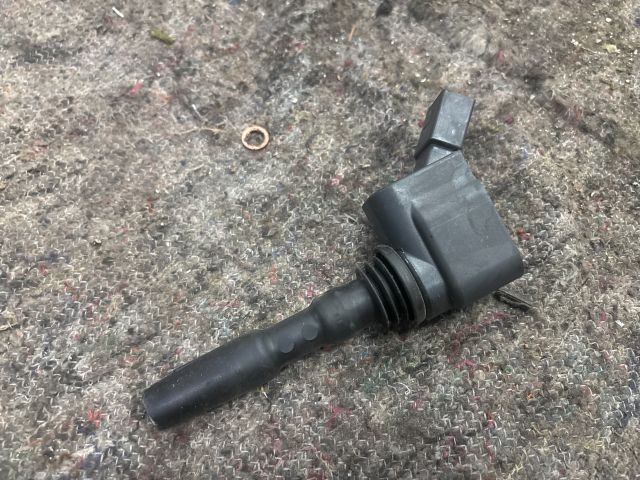 bontott VW UP Gyújtótrafó