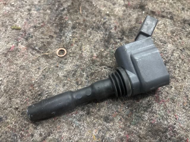 bontott VW UP Gyújtótrafó