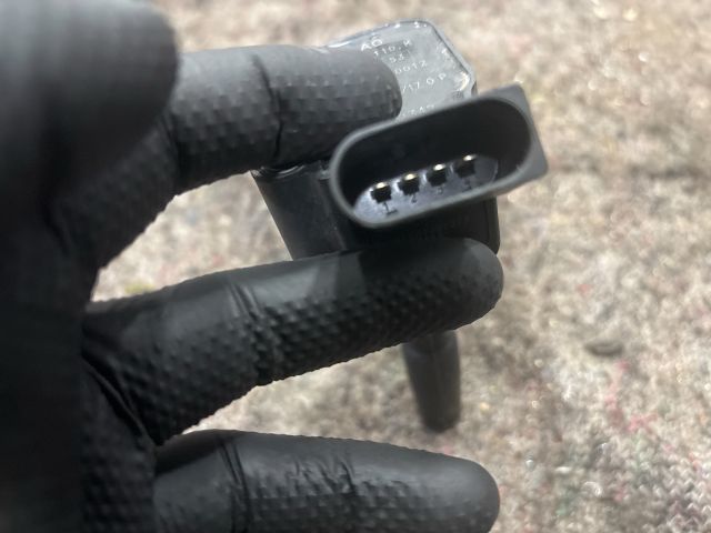 bontott VW UP Gyújtótrafó