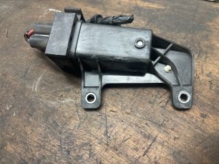 bontott VW UP Hűtőventilátor Relé