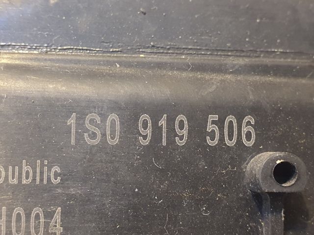 bontott VW UP Hűtőventilátor Relé