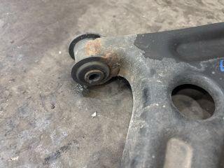 bontott VW UP Jobb első Lengőkar