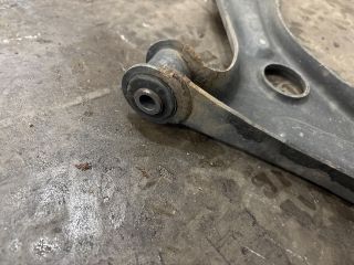 bontott VW UP Jobb első Lengőkar