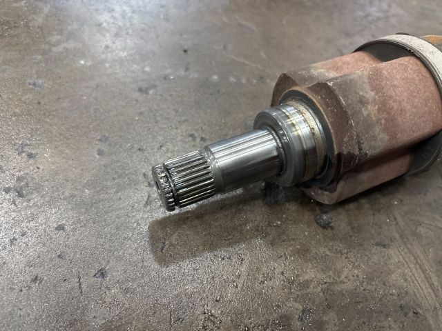 bontott VW UP Jobb Féltengely