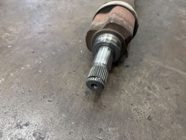 bontott VW UP Jobb Féltengely