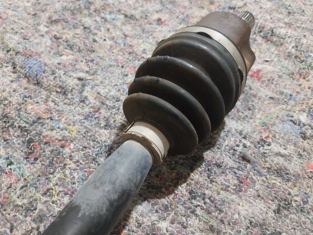 bontott VW UP Jobb hátsó Fékcső (Fém)