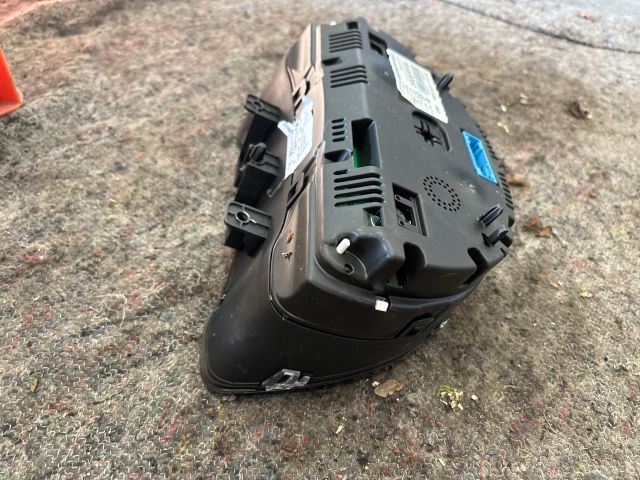 bontott VW UP Kilométeróra