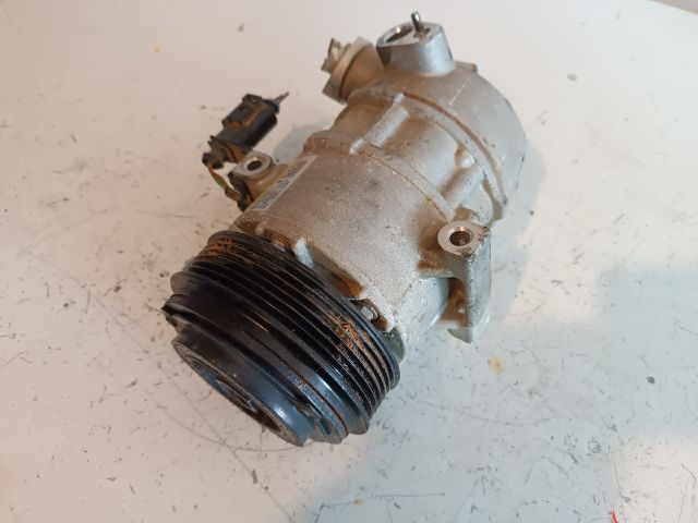 bontott VW UP Klímakompresszor