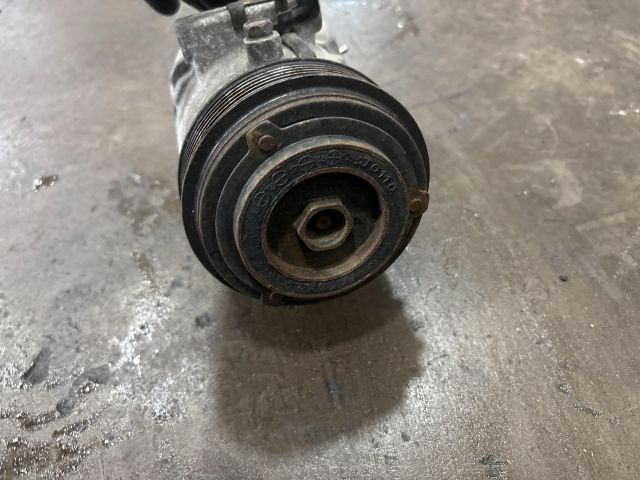 bontott VW UP Klímakompresszor