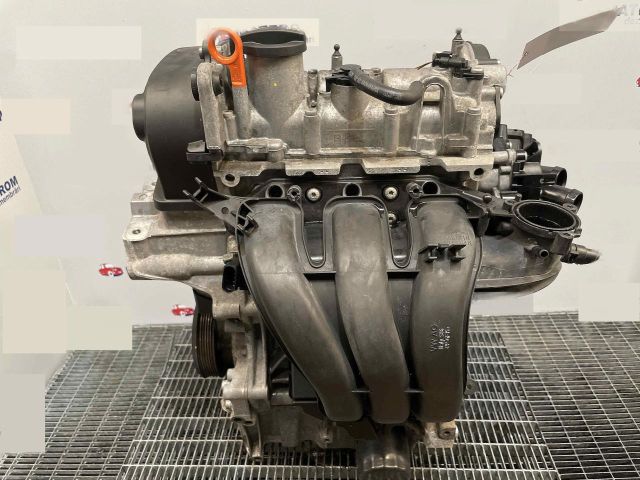 bontott VW UP Motor (Fűzött blokk hengerfejjel)