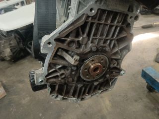 bontott VW UP Motor (Fűzött blokk hengerfejjel)