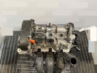 bontott VW UP Motor (Fűzött blokk hengerfejjel)