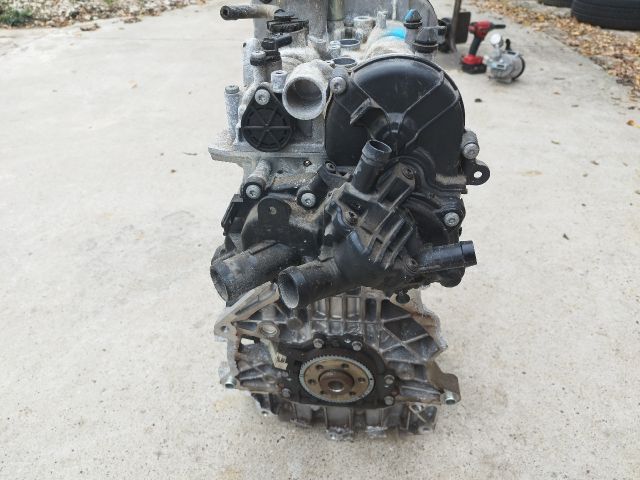 bontott VW UP Motor (Fűzött blokk hengerfejjel)