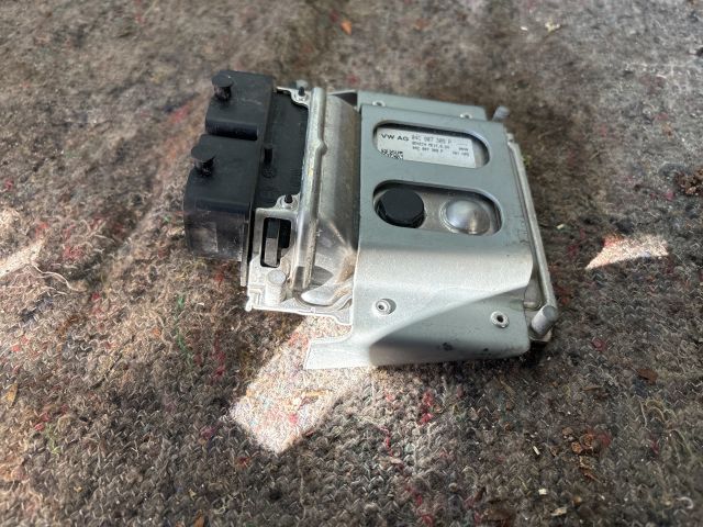 bontott VW UP Motorvezérlő