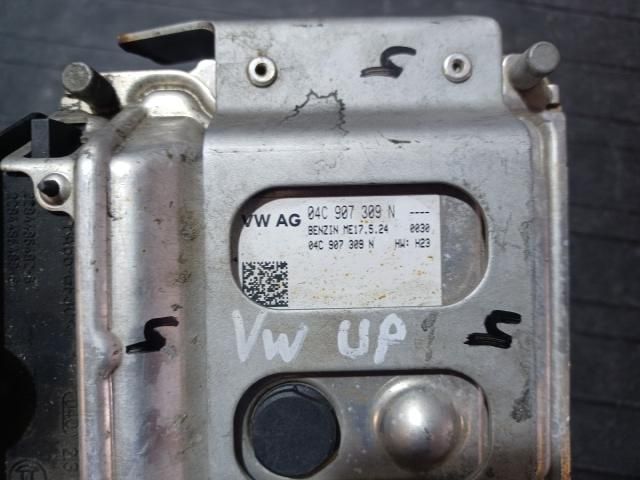 bontott VW UP Motorvezérlő