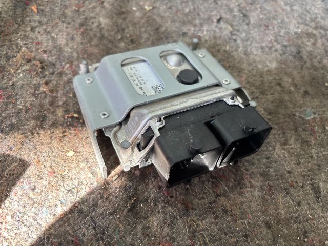 bontott VW UP Motorvezérlő