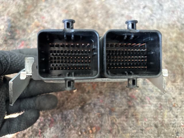 bontott VW UP Motorvezérlő