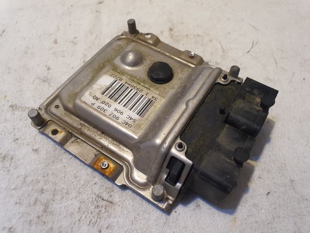 bontott VW UP Motorvezérlő