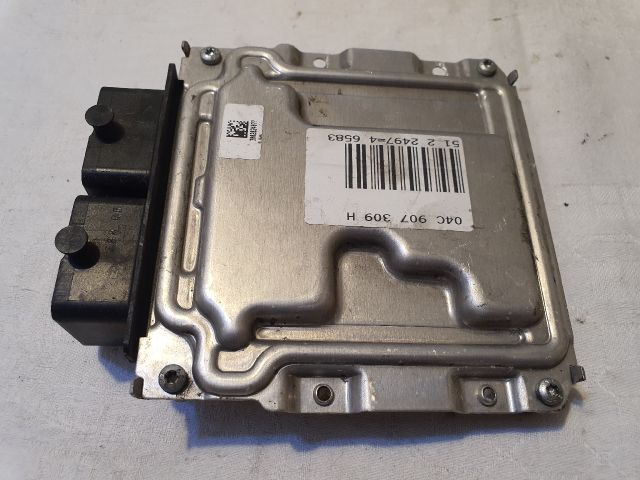 bontott VW UP Motorvezérlő