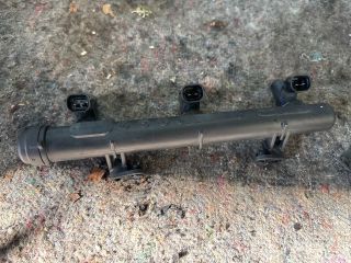 bontott VW UP Porlasztó Sor / Híd