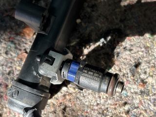 bontott VW UP Porlasztó Sor / Híd