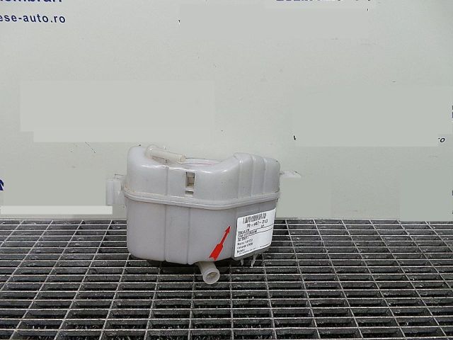 bontott VW UP Kiegyenlítő Tartály