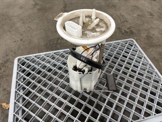 bontott VW UP Üzemanyag Szivattyú