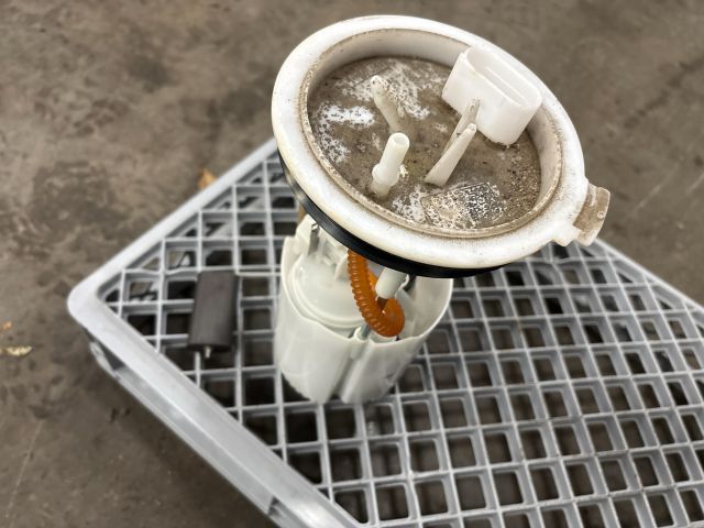 bontott VW UP Üzemanyag Szivattyú