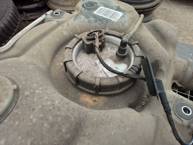 bontott VW UP Üzemanyag Szivattyú