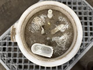 bontott VW UP Üzemanyag Szivattyú