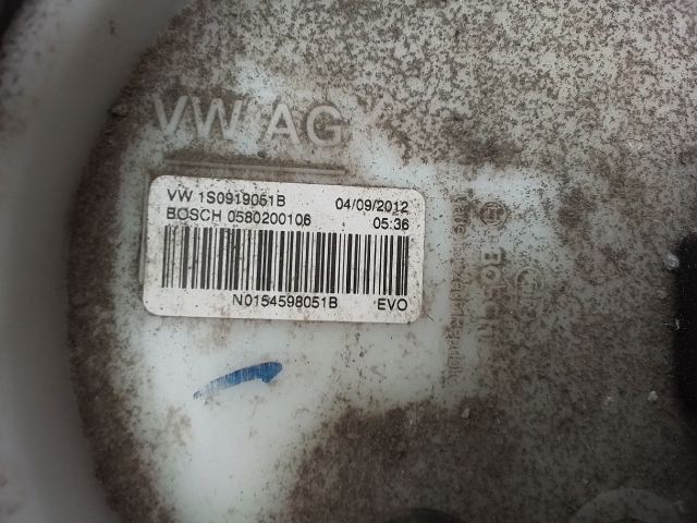 bontott VW UP Üzemanyag Szivattyú