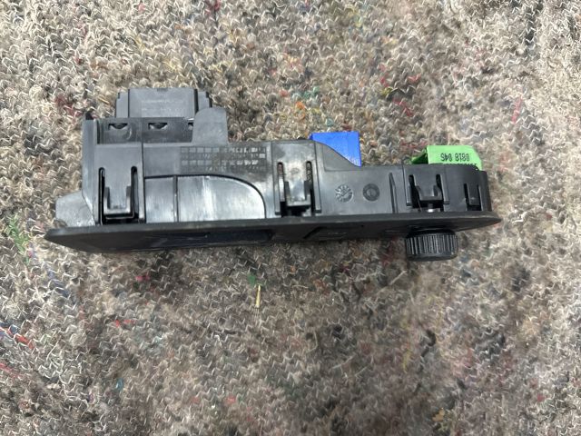 bontott VW UP Ablakemelő és Tükör Kapcsoló