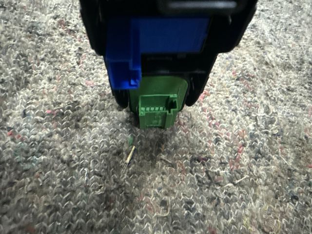 bontott VW UP Ablakemelő és Tükör Kapcsoló