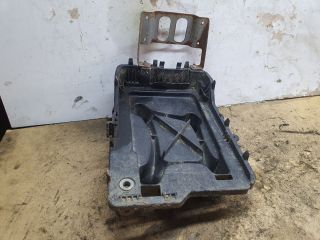 bontott VW UP Akkumulátor Tartó